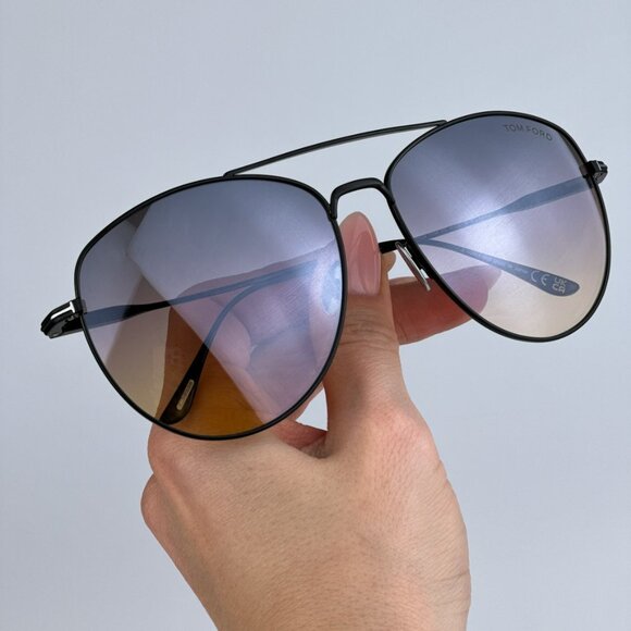 Tom Ford FT0784/S Milla 01C BRAND NEW Sunglasses Black Grey Mirror Pilot Unisex - Picture 8 of 15